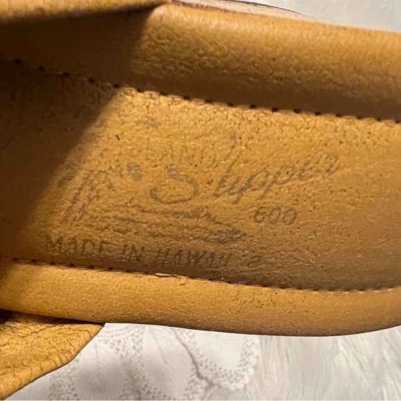 Vintage Island Slipper Wedge Sandals Shoes Made in Hawaii No Size but Approx 8 - Picture 10 of 16